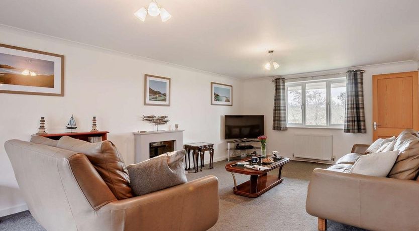 Photo of 4 Bed in Bude