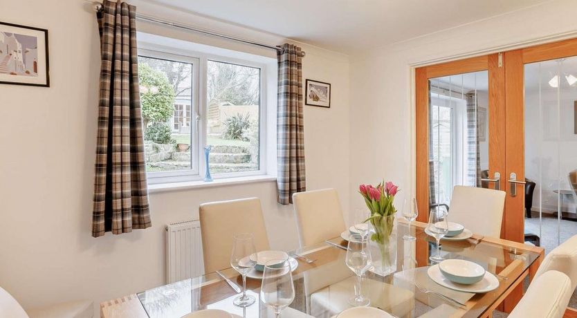 Photo of 4 Bed in Bude