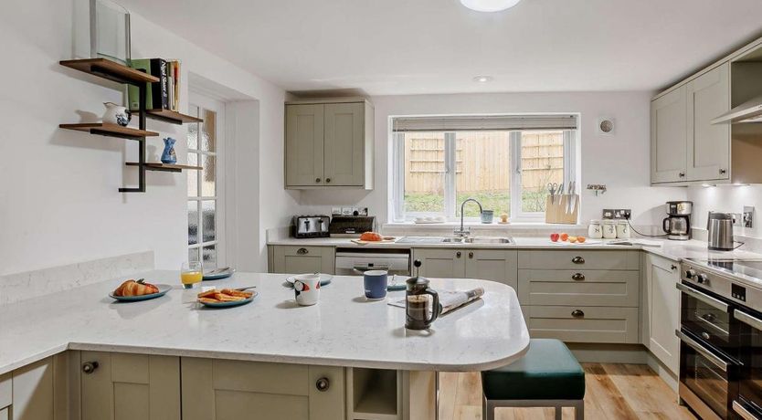 Photo of 4 Bed in Bude