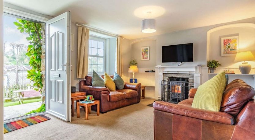 Photo of 4 Bed in Lerryn