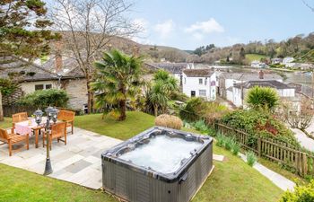 4 Bed in Lostwithiel Holiday Cottage