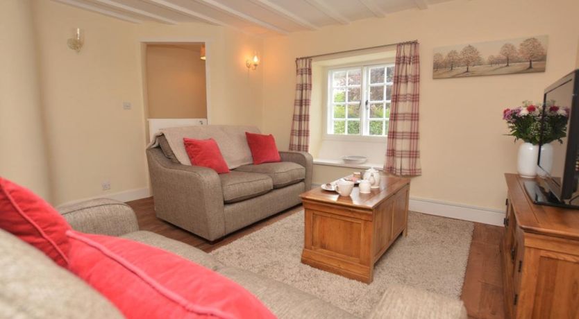 Photo of 1 Bed in Thornford