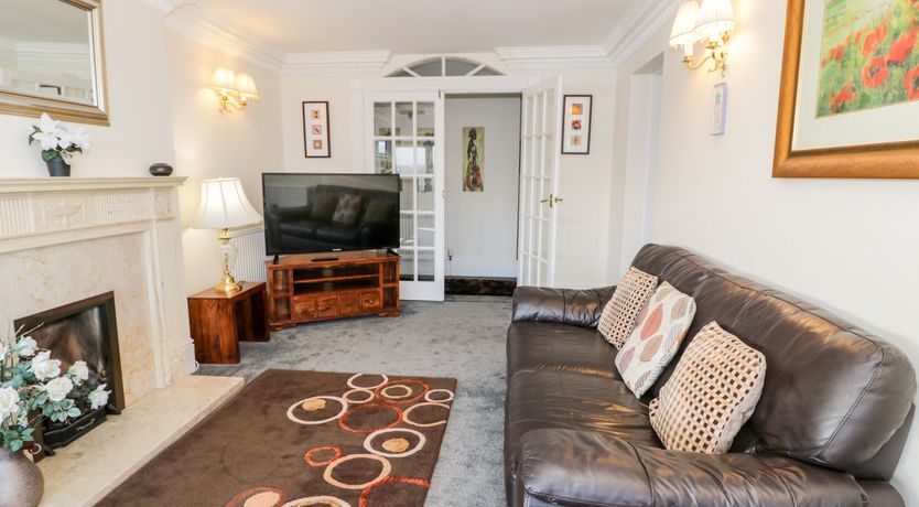 Photo of 11 Glyn Garth Mews