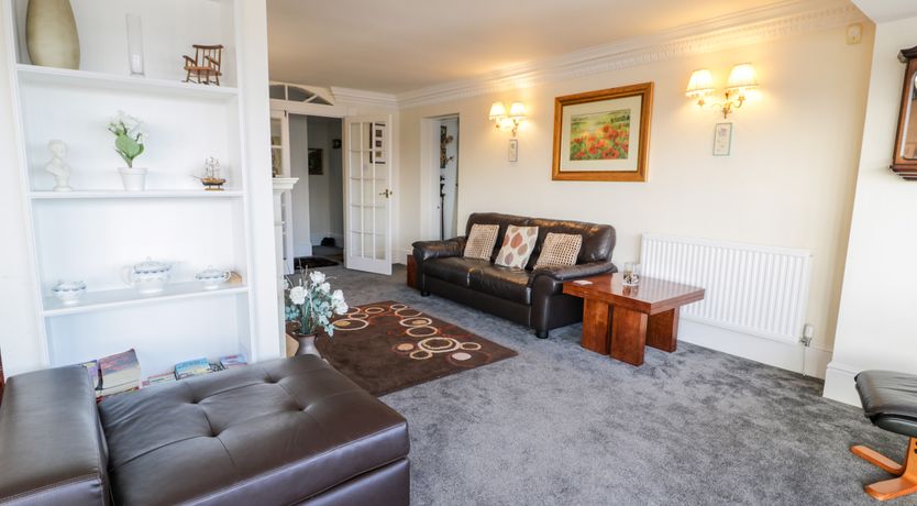 Photo of 11 Glyn Garth Mews