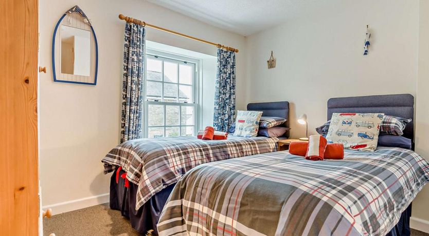 Photo of 2 Bed in Edmonton