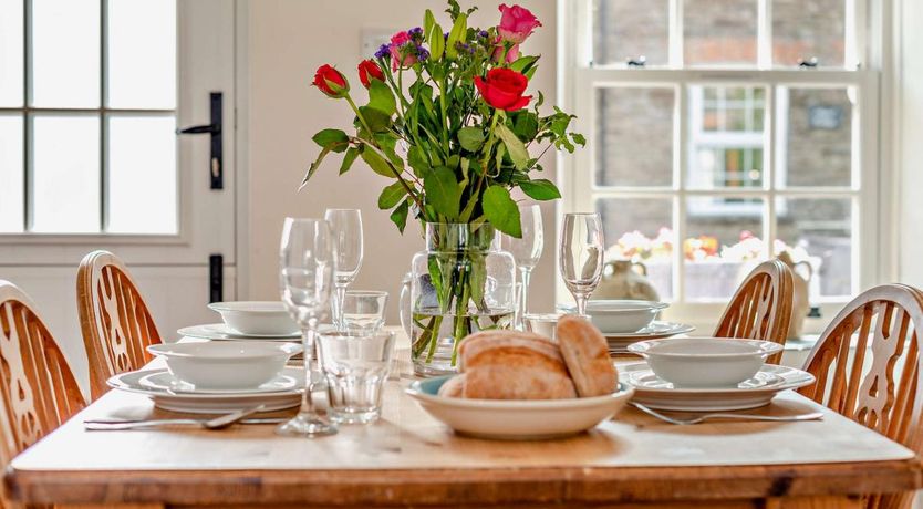 Photo of 2 Bed in Edmonton