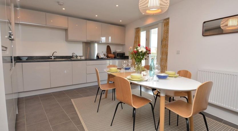 Photo of 2 Bed in Bournemouth