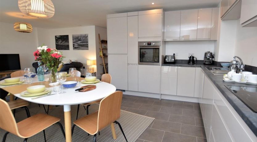 Photo of 2 Bed in Bournemouth