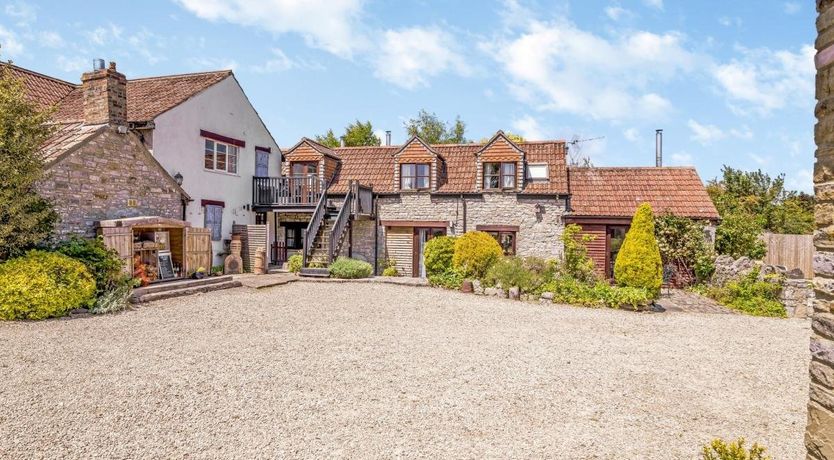 Photo of 2 Bed in Middle Stoughton