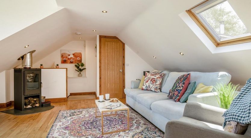 Photo of 2 Bed in Middle Stoughton