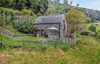 Barn in Mid Wales Holiday Cottage