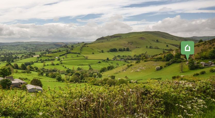 Photo of 1 Bed in Llansilin