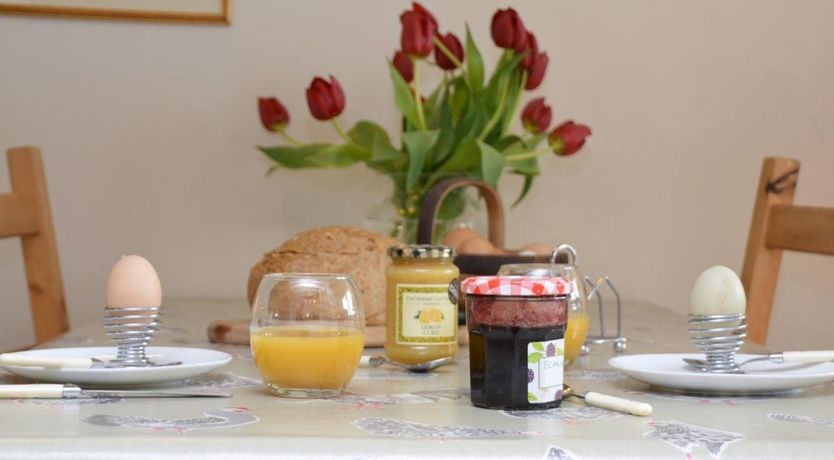 Photo of 1 Bed in Frome St Quintin