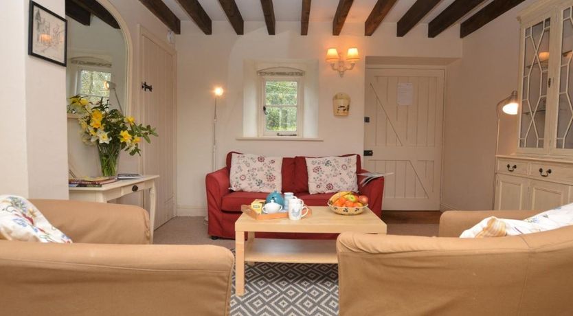 Photo of 1 Bed in Frome St Quintin