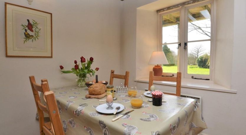 Photo of 1 Bed in Frome St Quintin