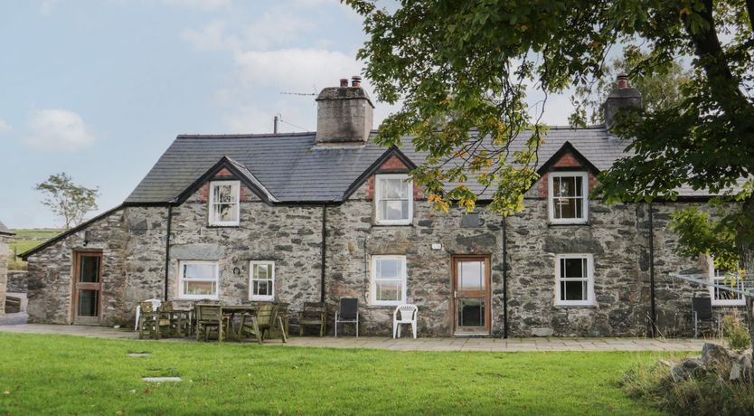 Photo of Bryn Dedwydd Farmhouse