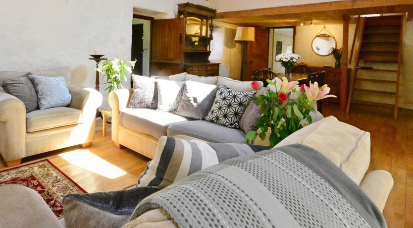 Photo of Ballywiheen Cottage - Traditional Cottage