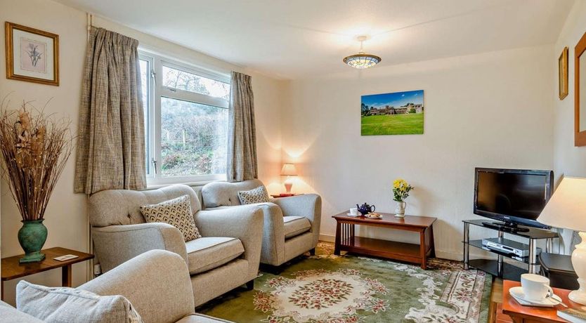 Photo of 2 Bed in Monkton Wyld