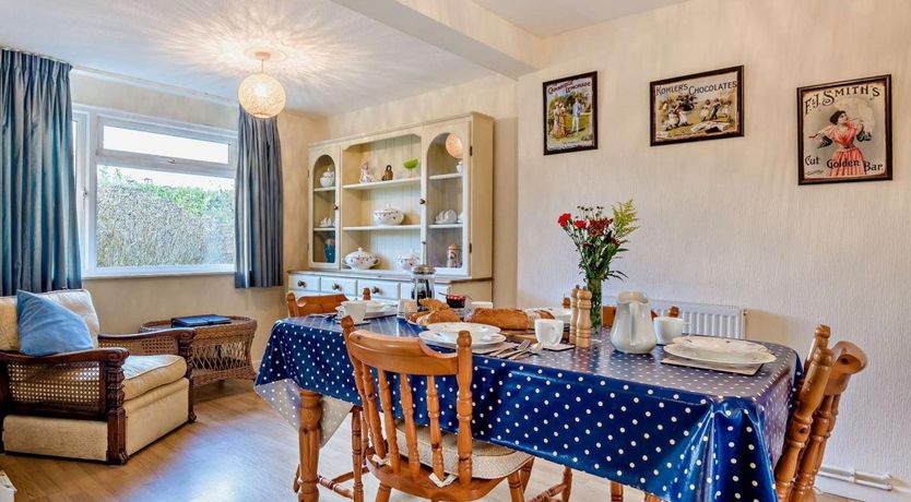 Photo of 2 Bed in Monkton Wyld