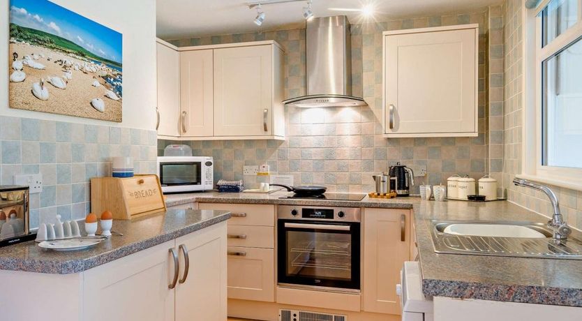 Photo of 2 Bed in Monkton Wyld