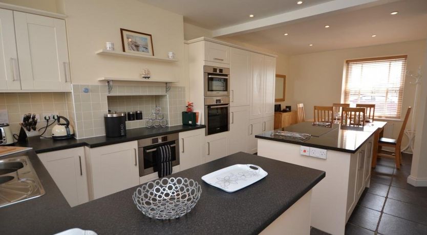 Photo of in Appledore (05208)