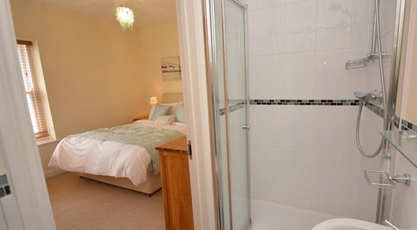 Photo of 2 Bed in Appledore