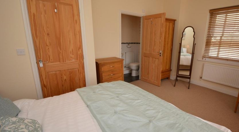Photo of 2 Bed in Appledore