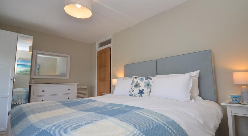 Photo of 1 Bed in Blue Anchor