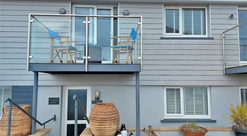 Photo of 3 Bed in Ferryside