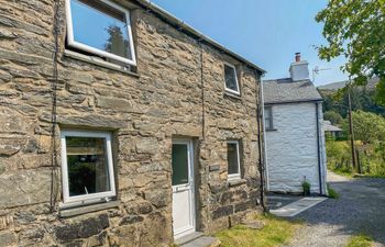 Ty Cynon Holiday Cottage