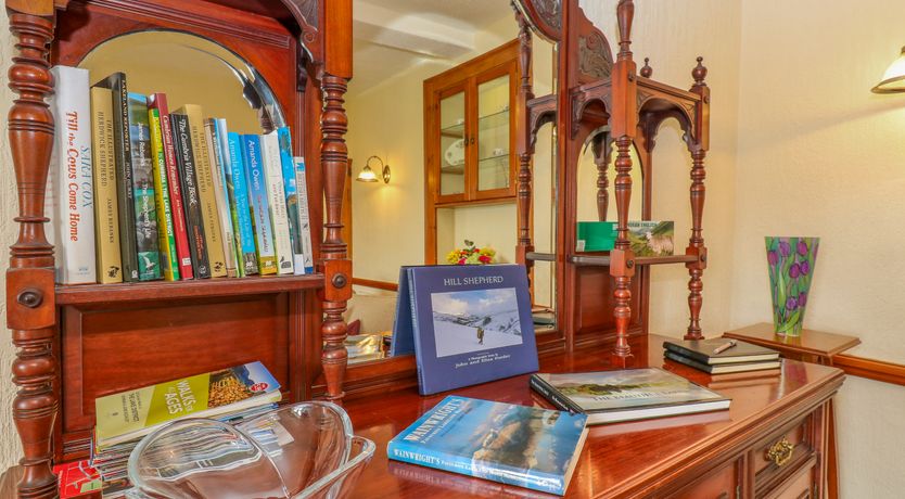 Photo of Longwell House