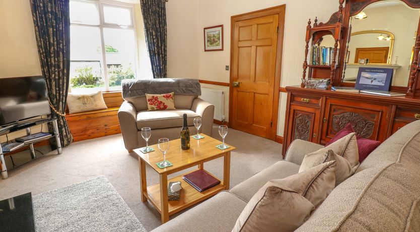 Photo of Longwell House