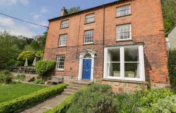 Viaduct House Holiday Cottage