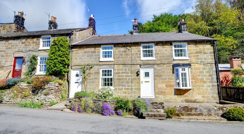 Photo of Hollins Cottage