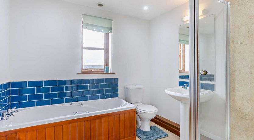 Photo of 2 Bed in Pyworthy