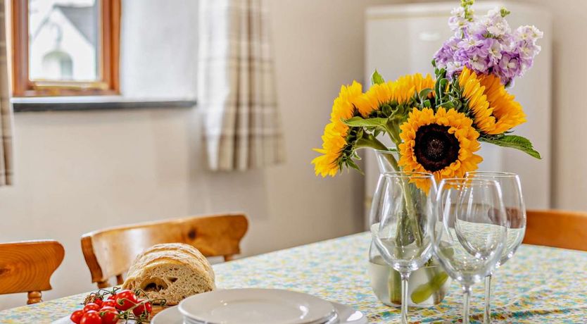 Photo of 2 Bed in Pyworthy