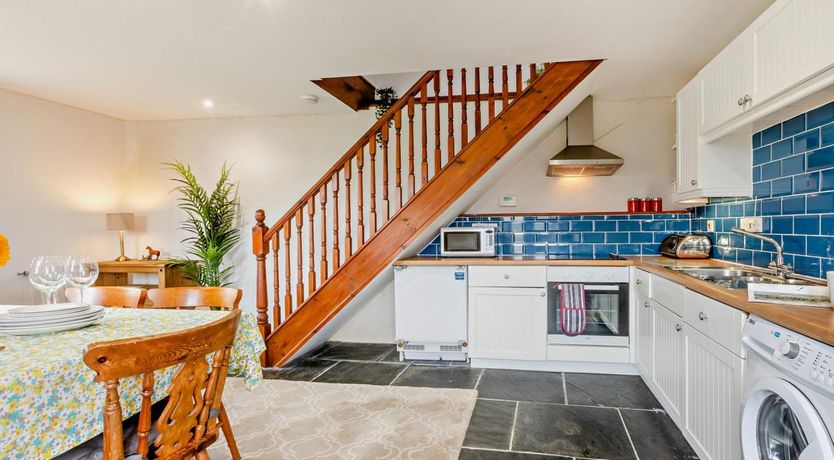 Photo of 2 Bed in Pyworthy