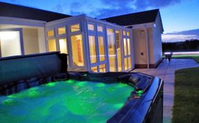 Photo of in Hartland (51790)