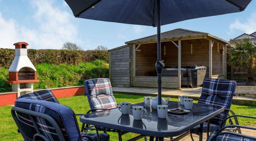 Photo of 3 Bed in Hartland