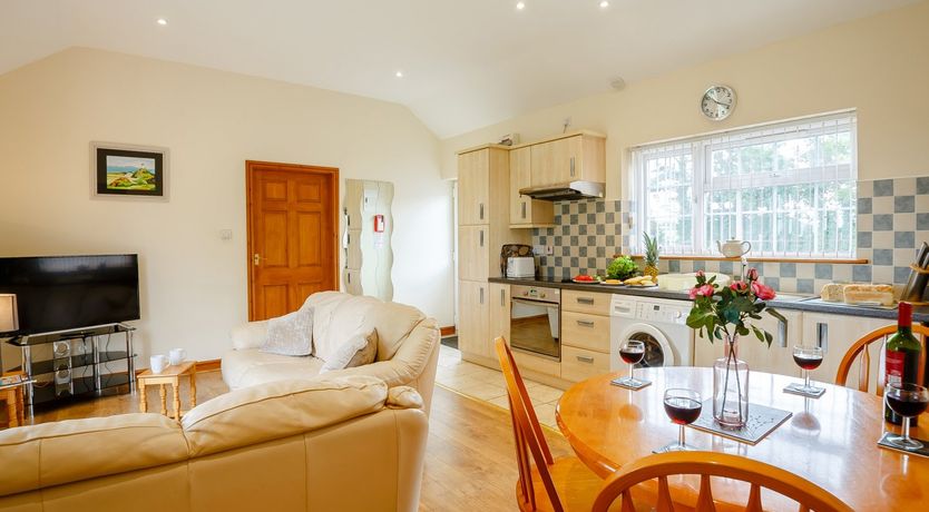 Photo of 2 Black Horse Cottages