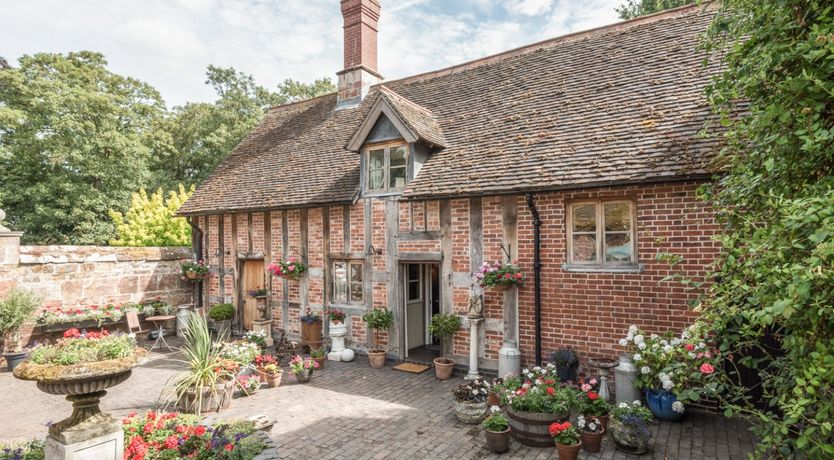 Photo of Courtyard Cottage