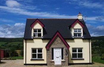 Cois Farraige Cottage Holiday Cottage