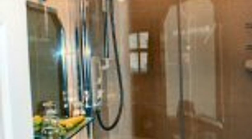 Photo of Henry Court Town House