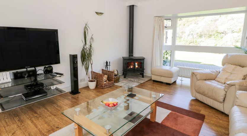 Photo of Glen Euchar House