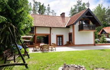 Dom pod Sosnami Holiday Home