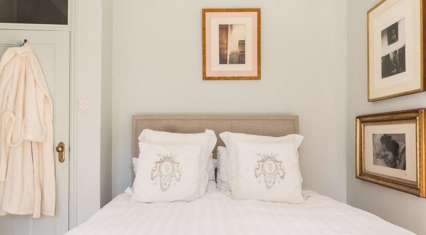 Photo of Palace & Park