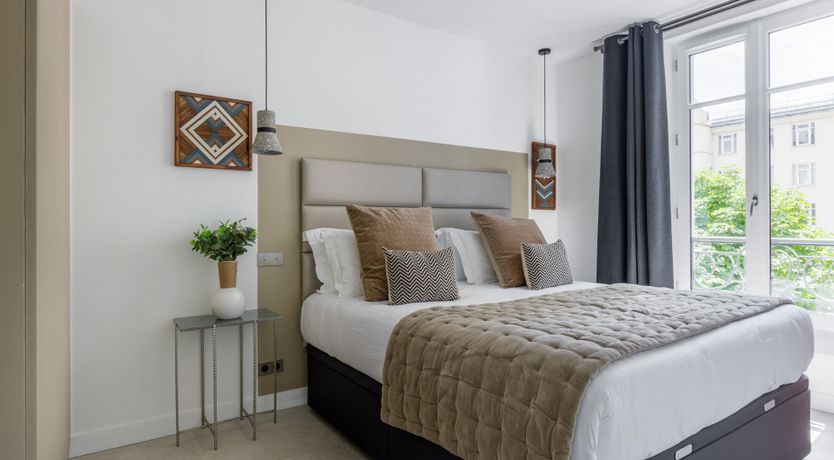 Photo of Golden Sparrow