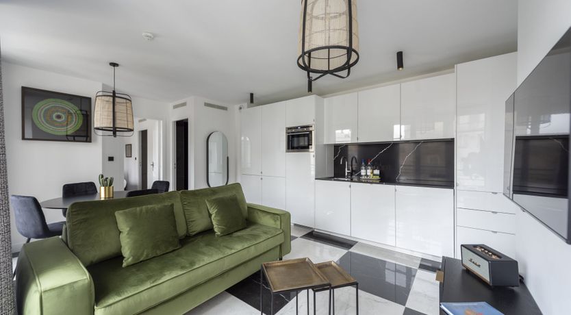 Photo of Hopscotch Chic