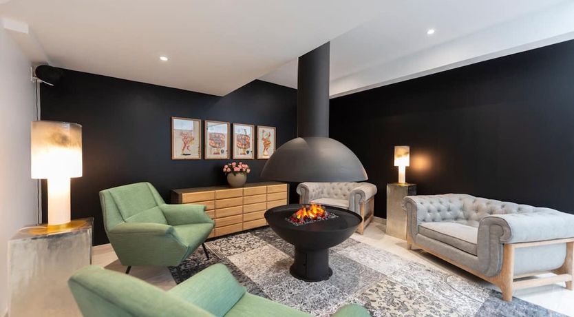 Photo of Antoinette's Cosy