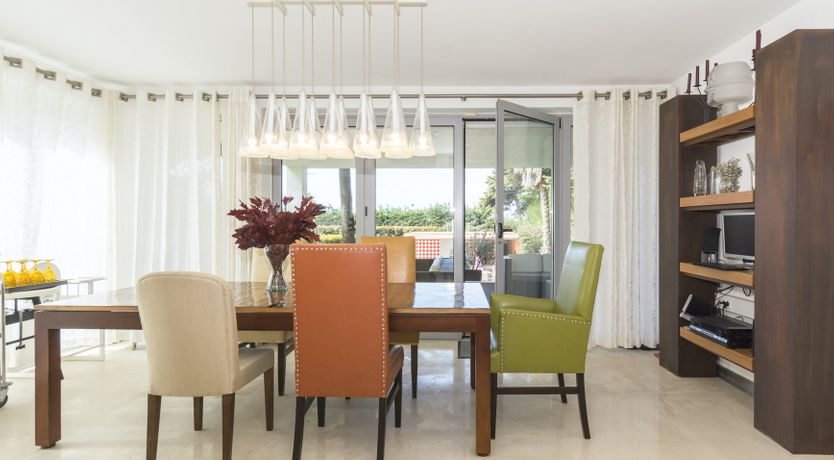 Photo of Modern Botanica